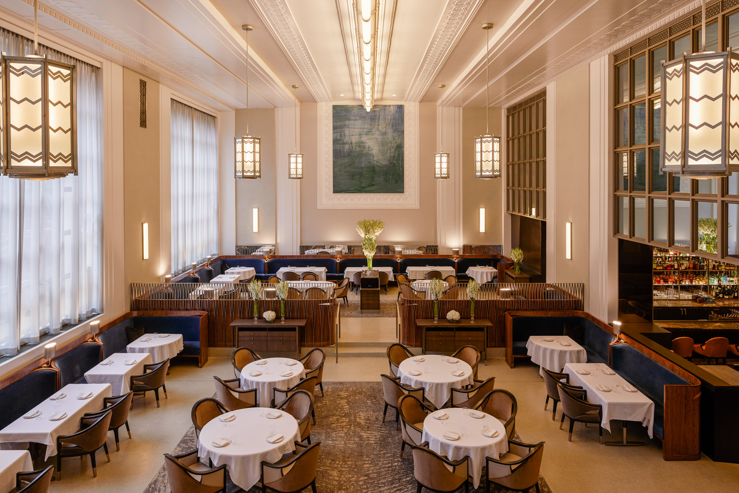 Architectural lighting at Eleven Madison Park